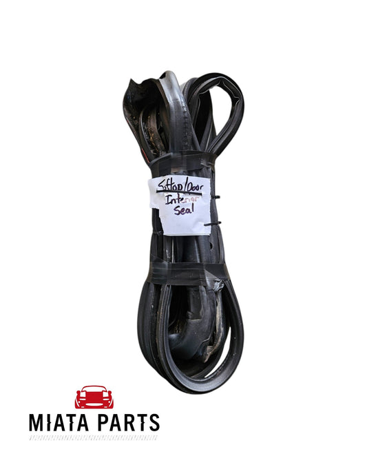 MX5 NA Softtop/Interior Header Front Seal (Used)